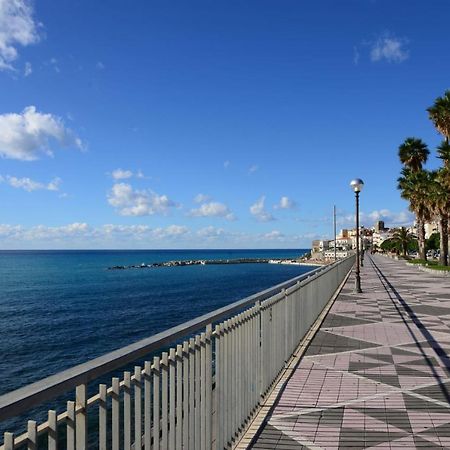B&B Lungomare Diamante Extérieur photo